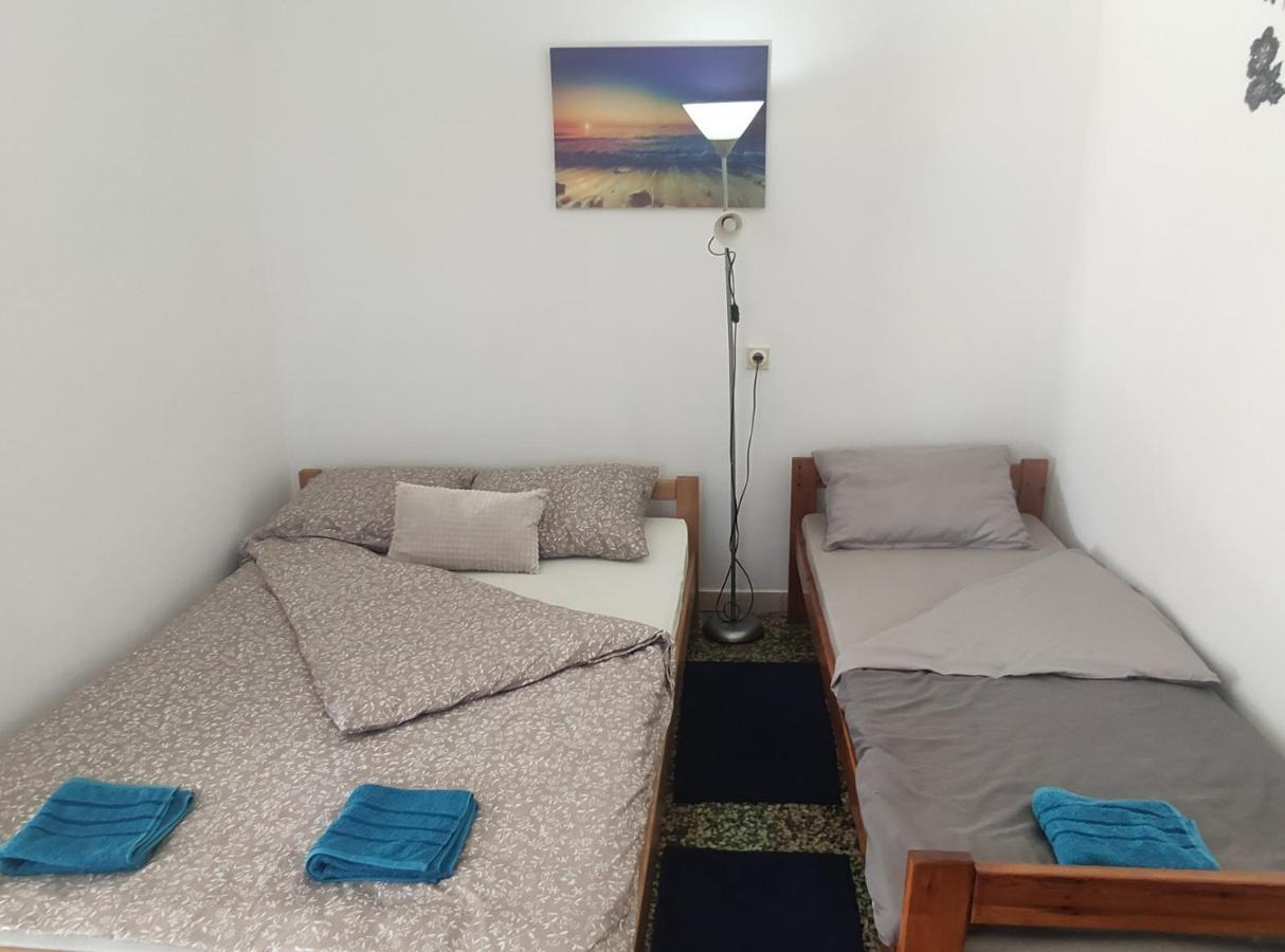 Apartmani Nova Topola エクステリア 写真