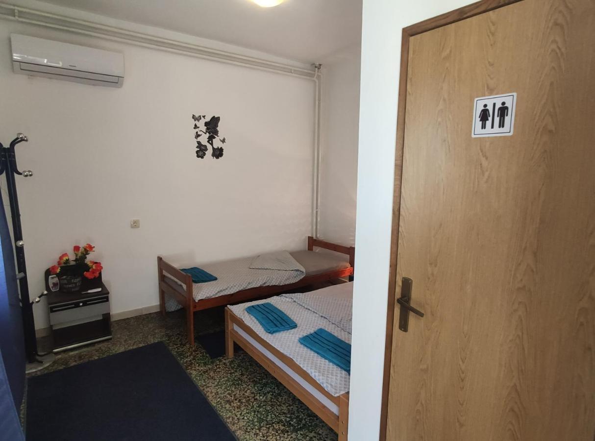 Apartmani Nova Topola エクステリア 写真