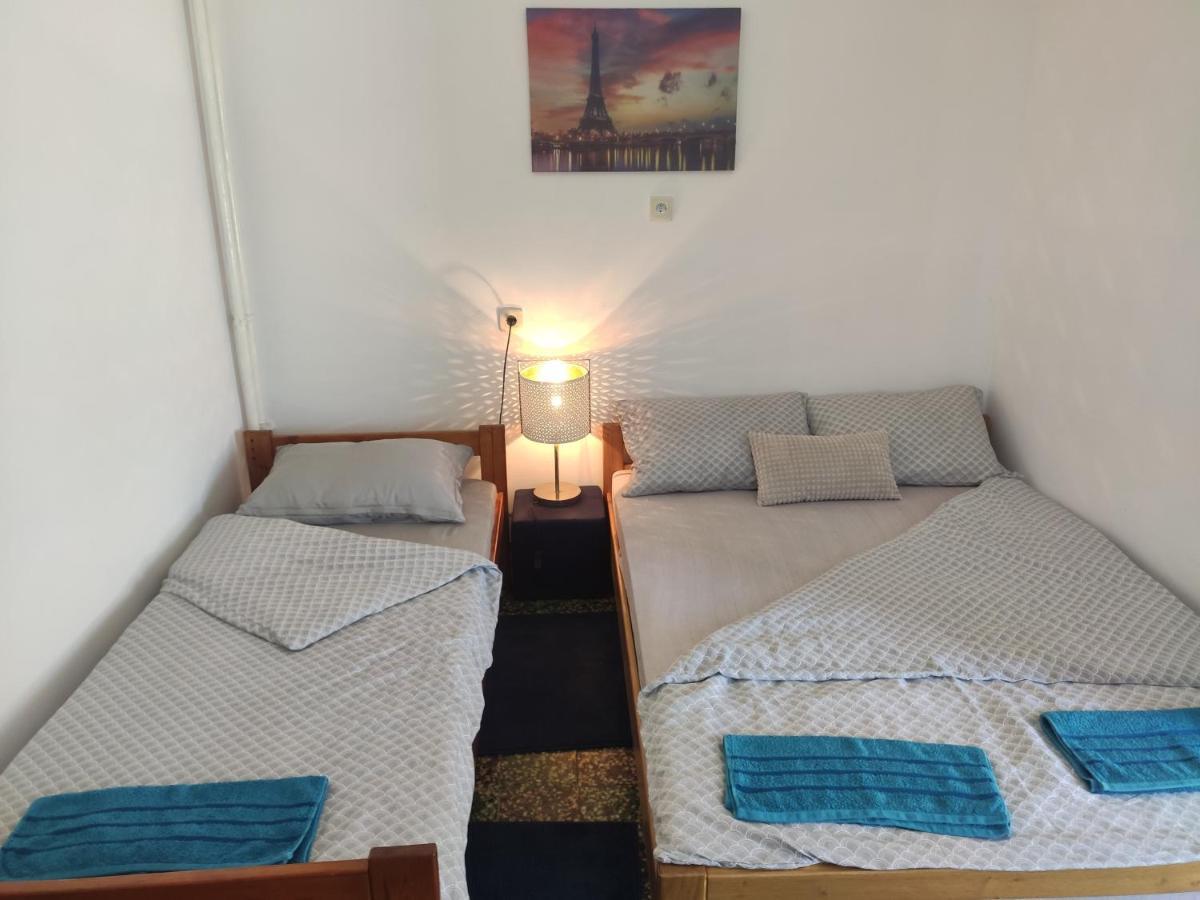 Apartmani Nova Topola エクステリア 写真