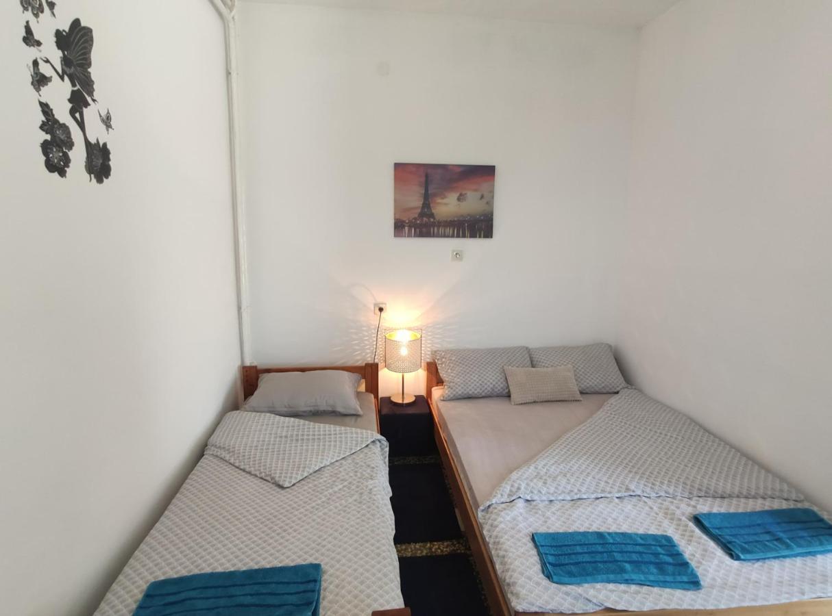 Apartmani Nova Topola エクステリア 写真